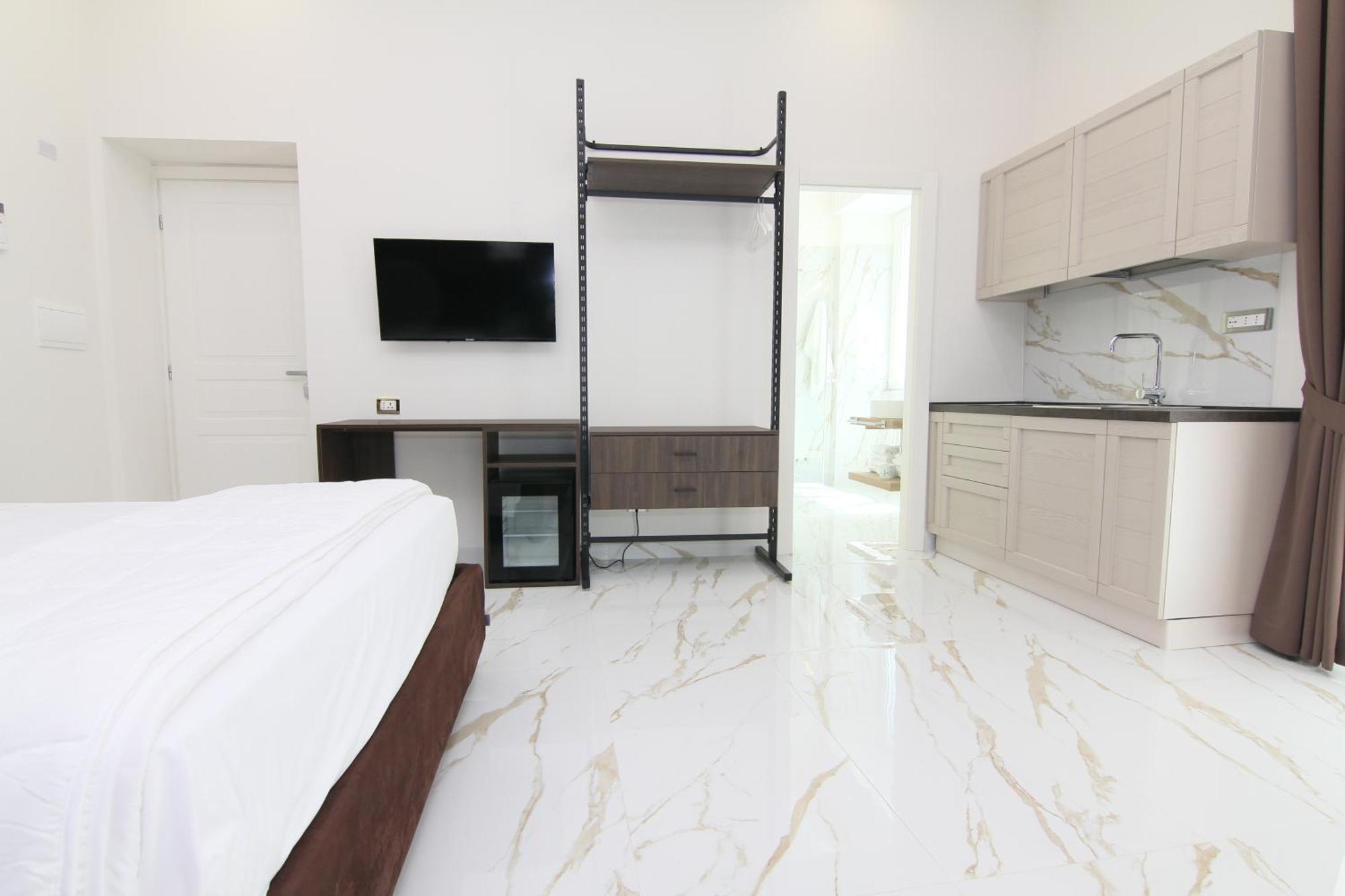 Hotel Auroom *