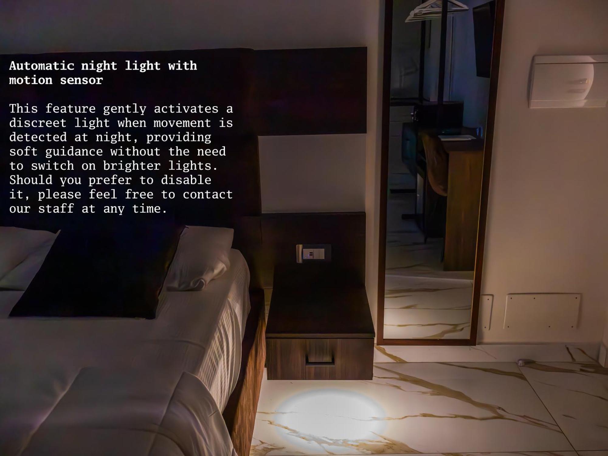 Hotel Auroom *